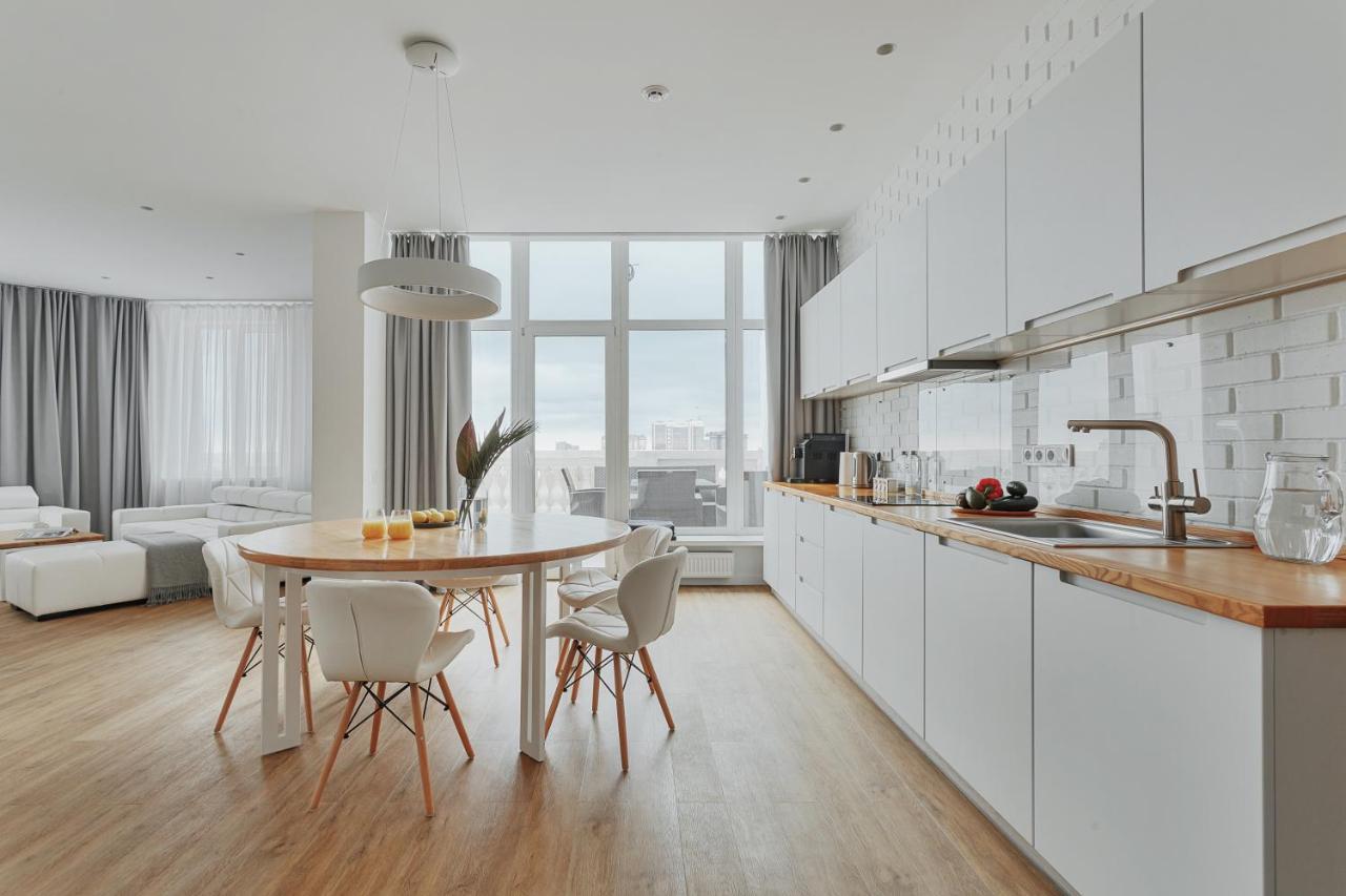 Royal Sky Apartments Одесса Экстерьер фото