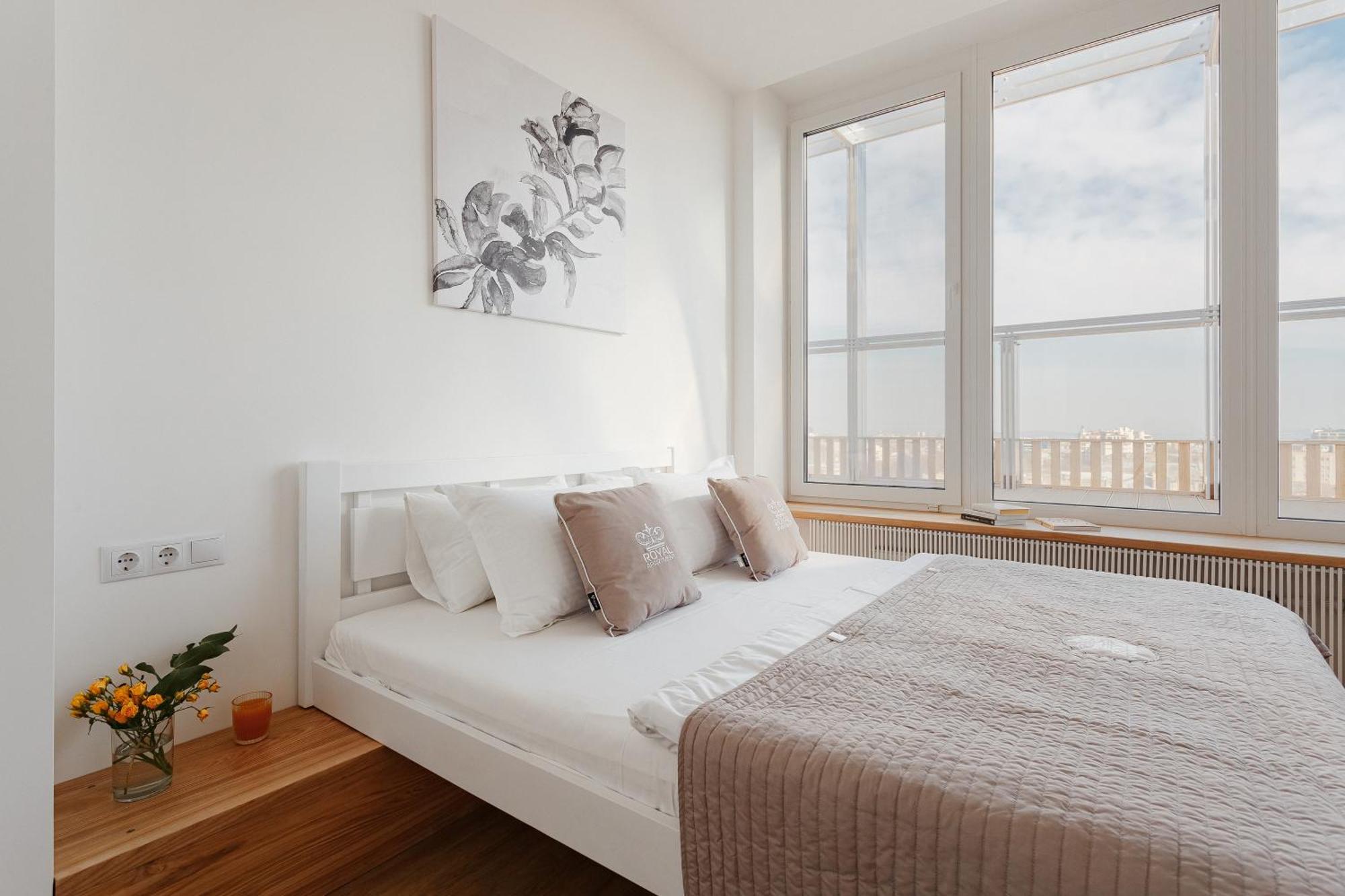 Royal Sky Apartments Одесса Номер фото